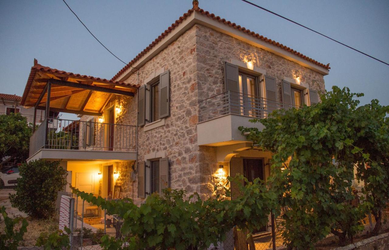 Апартаменты Fotini'S House Лигурион Экстерьер фото