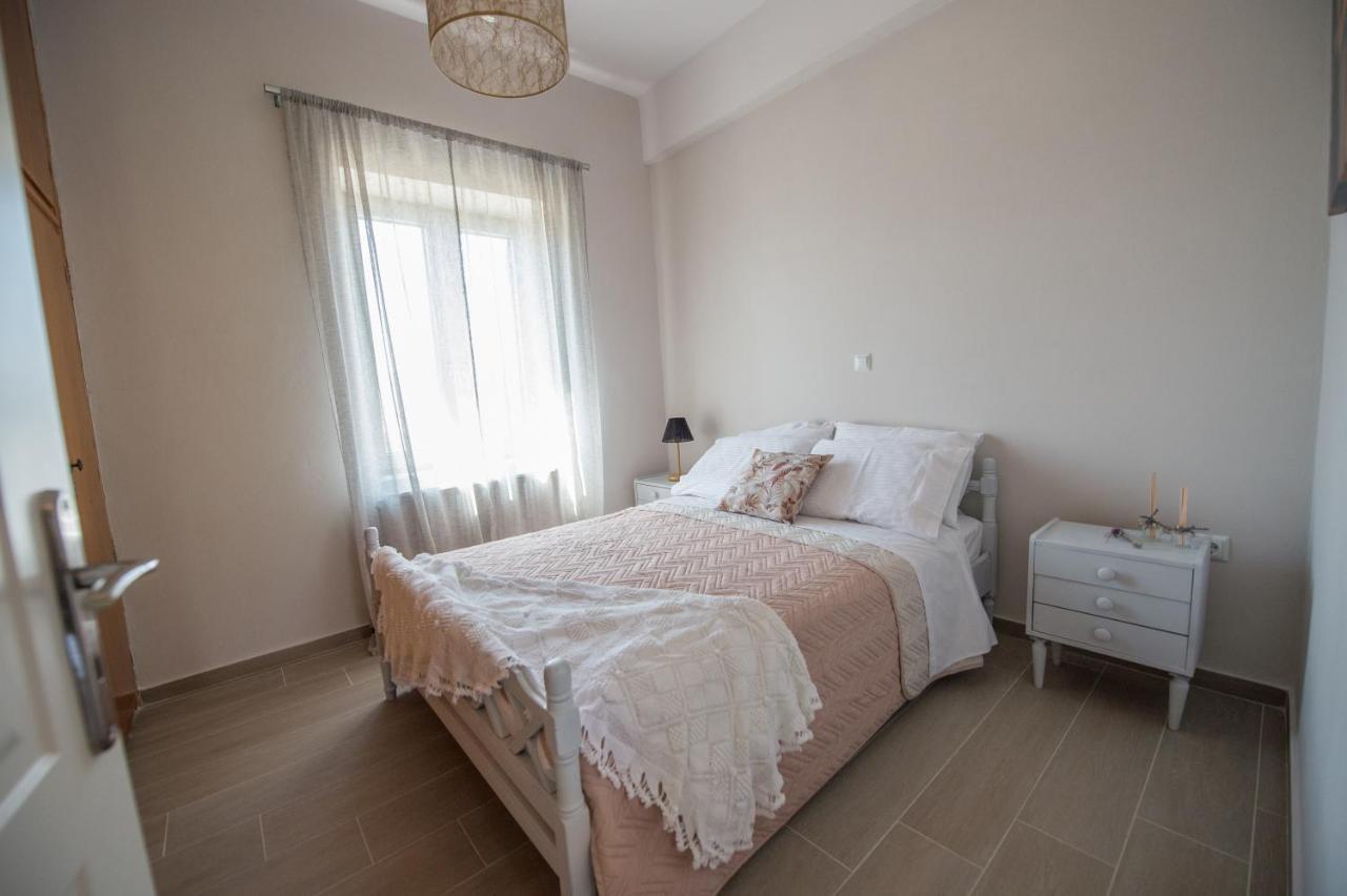 Апартаменты Fotini'S House Лигурион Экстерьер фото